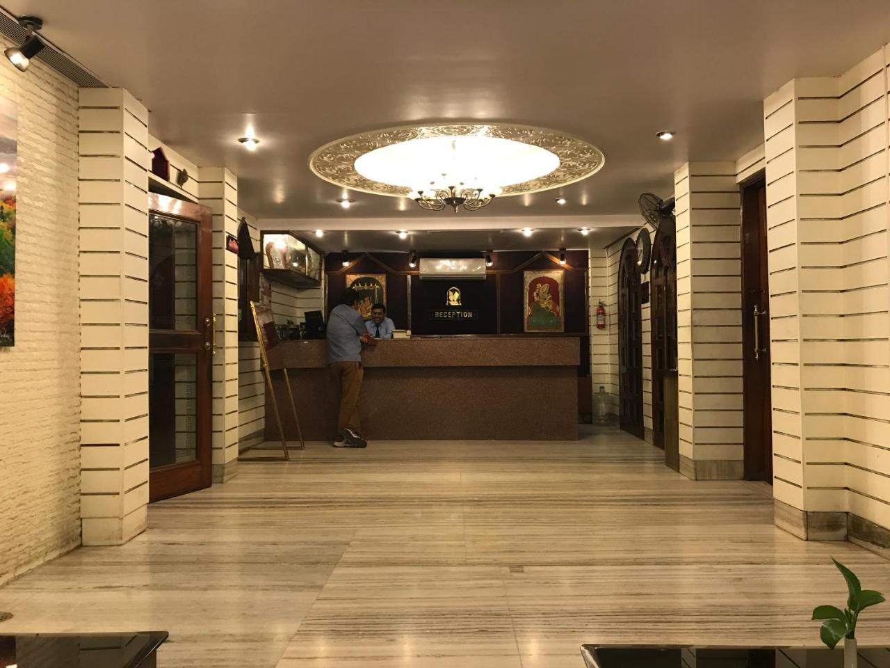 Oyo 15359 Hotel Kachandeep 자이푸르 외부 사진